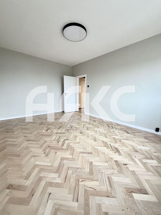 Продава се Тристаен апартамент в София, Сердика - 60 кв.м за 1658 €/кв.м - Снимка #4