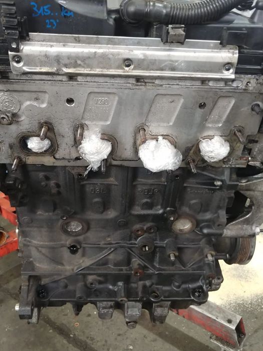motor 1.6 tdi cay  vw caddy audi a1 8x a3 8p vw golf 6 polo 6r skoda octavia 2 seat leon