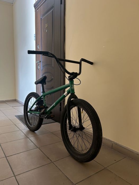 Трюковой велосипед Sunday для подростка