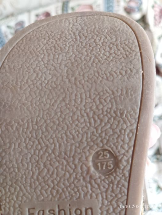 Детская обувь для девочки