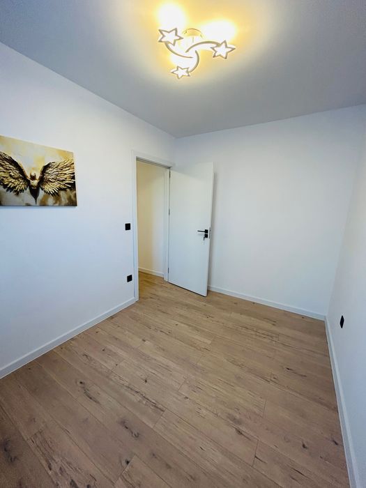 Apartament cu 2 camere decomandat in zona Piata Hermes