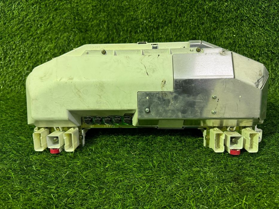 Щиток приборов Land Cruiser 100