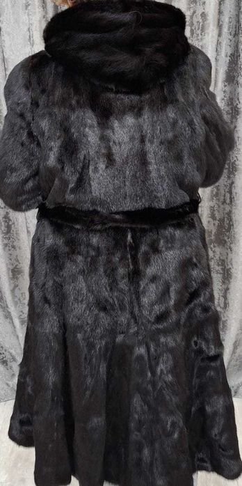 Продам норковую шубу