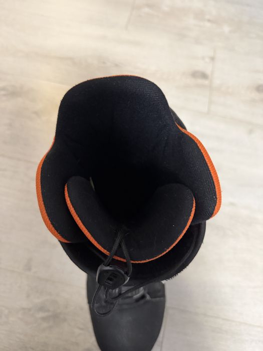 Boots Flow Vega Coiler Boa