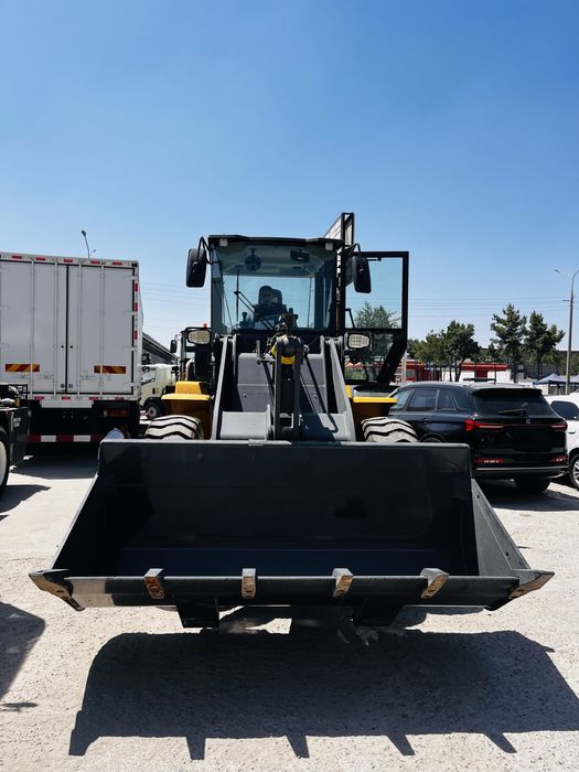 Погурузчик ХС936 1,8 m³ джойск