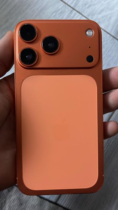Iphone 17 pro  XR
