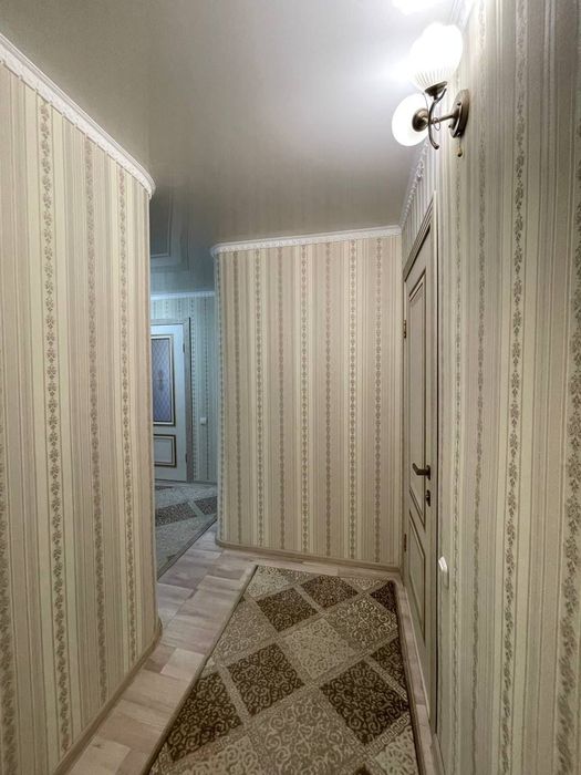 Продаётся 3 комн на Революции 19млн