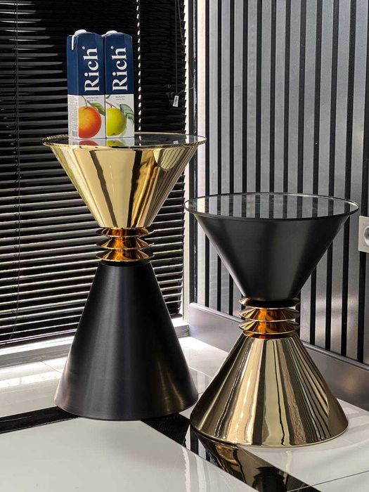 Роскошный боковой стол