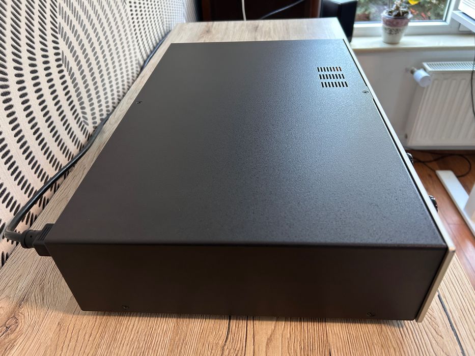 Sunvalley SV-192S - DAC pe lampi ultra-rar / Made in Japan