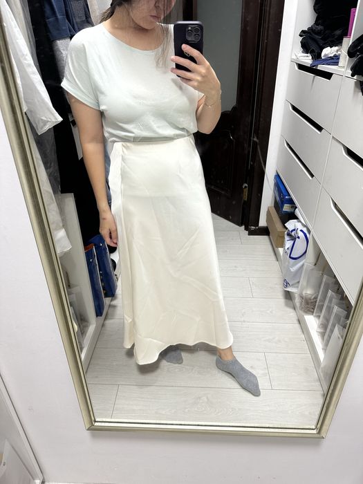 Новая атласная юбка