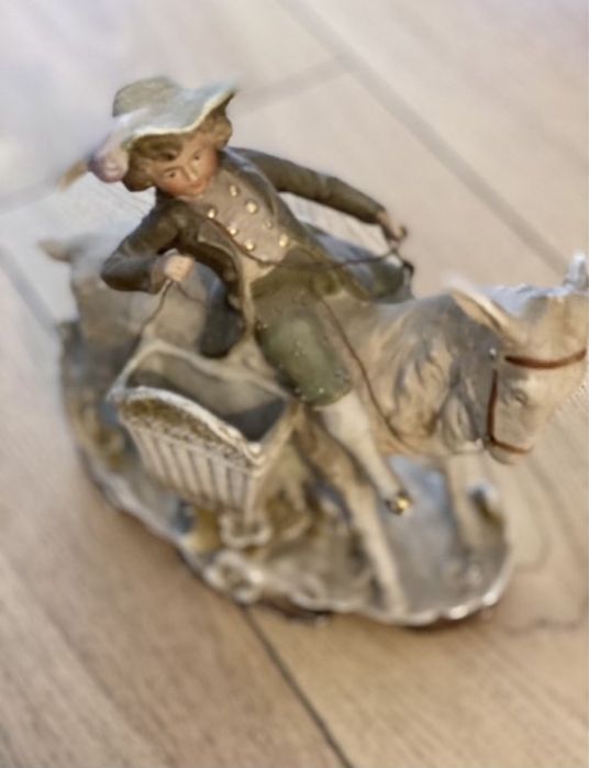 Figurina portelan antic