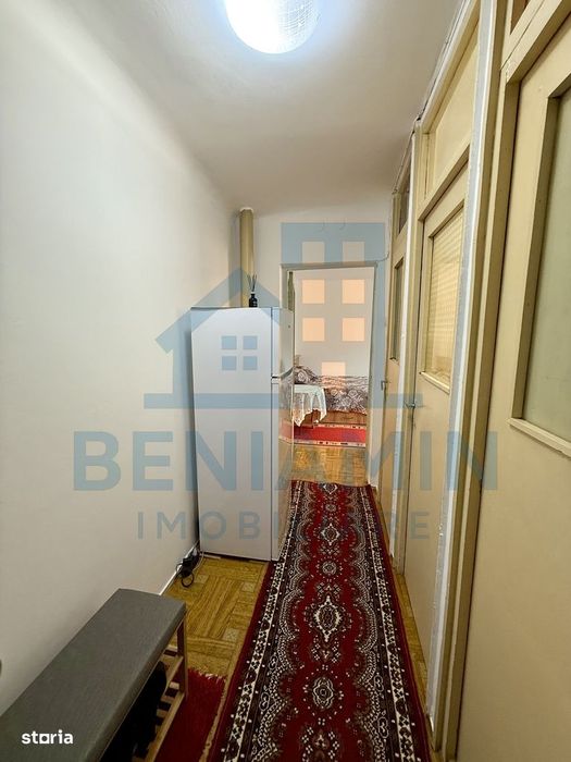 Garsoniera decomandata - mobilata - utilata - etaj 3 - Rovine