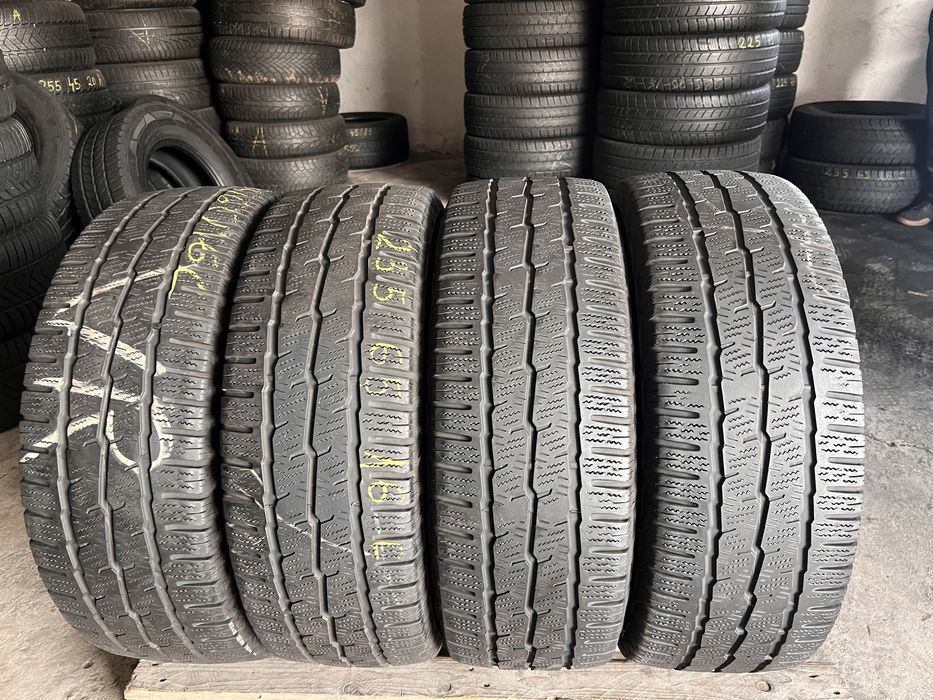 4 anvelope iarna 235/65/16 c , toyo , dot 2022