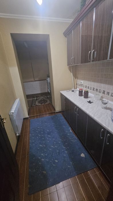 Срочно сотилади 68кв 2х 2э