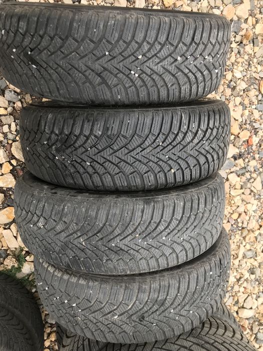 Зимни гуми 4бр.185/65R15