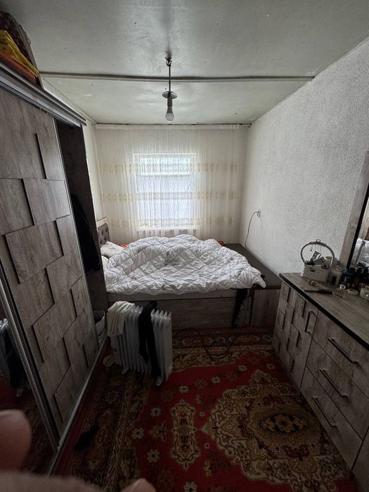 Uy Sotiladi 6 sotix. Tovoqsoy Rtsda 4 xonali