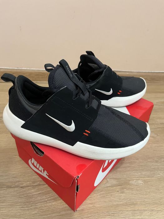 Дамски маратонки Nike