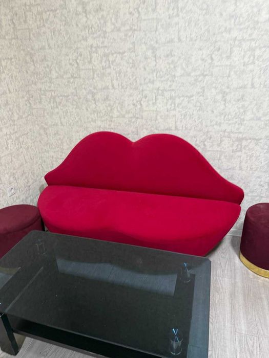 Ofis mebellari sotiladi srochna