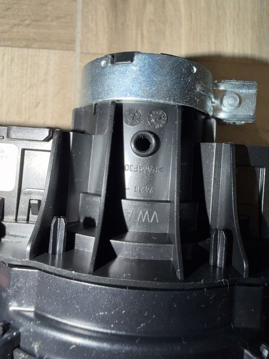 Spira volan Audi A4 B8.5