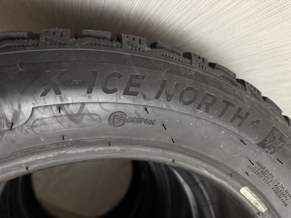 Michelin зима ( 215/55/17 )