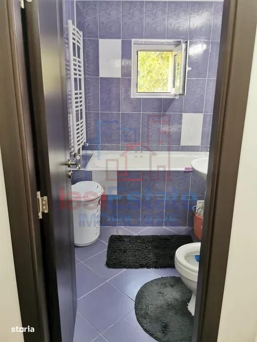 Apartament 2 camere zona Nicolina - etaj intermediar