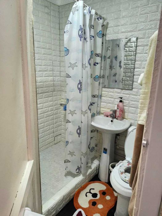 Танковойда 1 хонали квартира ижарага берилади.