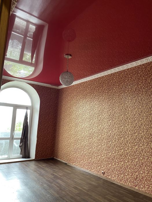 Продам трехомнатную квартиру