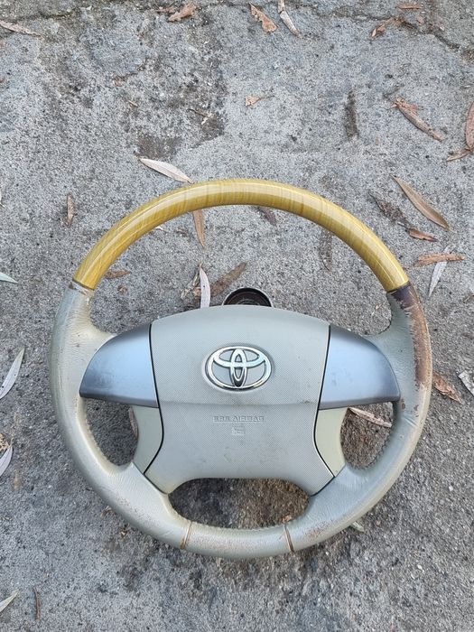 Руль на  Toyota Estima