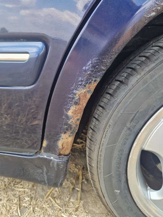 Mercedes-Benz E220 CDI W210 (2001) - Automat - Revizie recentă + 2 seturi anvelope noi