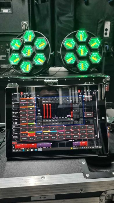 Lumini retro 7 x 50W cob led rgb dj evenimente 350W