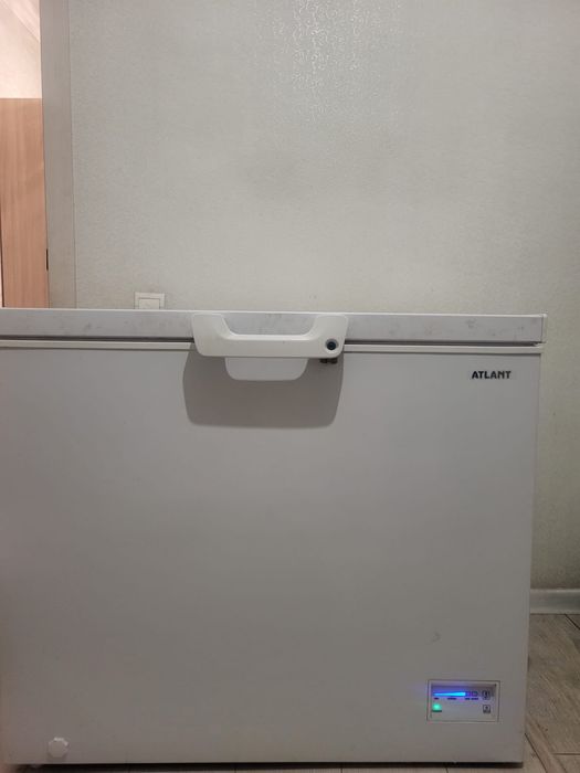 Продам морозильник срочно