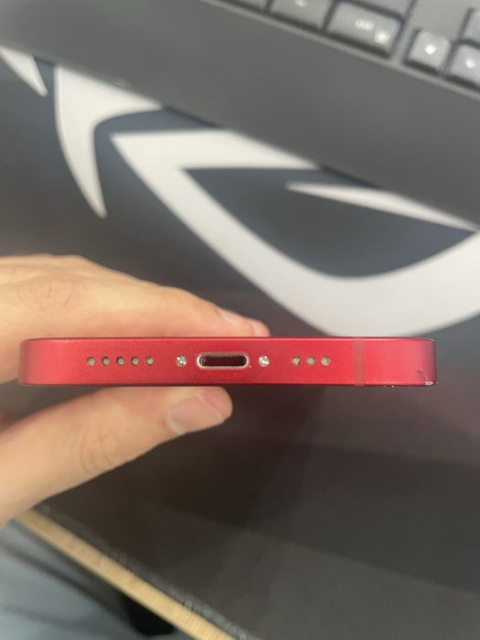 Продается iphone 13 Red product