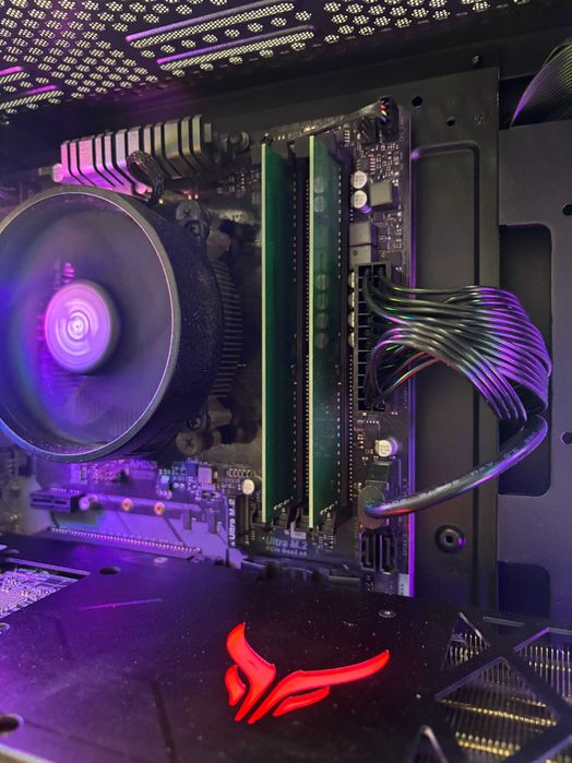 Геймърски компютър AMD Ryzen 5 3600, RX 5700 XT 8GB, 16GB ram