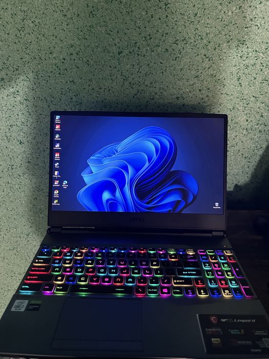 Igrovoy noutbuk MSI
