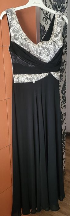 Rochițe elegante și compleuri