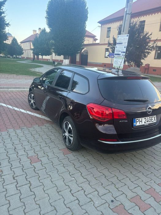 Vand opel astra j