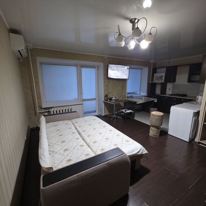 Сдам 2 х комн  центр