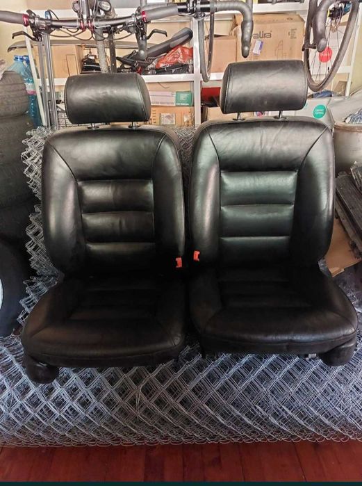 Седалки за Audi A8/S8 D2 W12 2002г. части