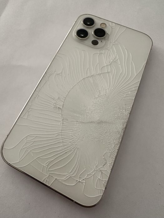 Iphone 14 va 12 pro