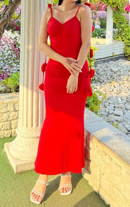 Платье хорошые один раз носила продам