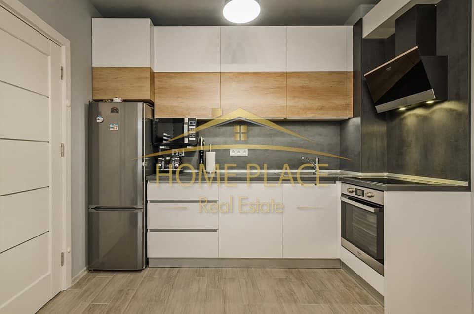 Дава се под наем Двустаен апартамент в Варна, Кайсиева градина - 60 кв.м за 561 € - Снимка #2