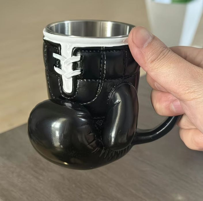 3D Кружка перчатка