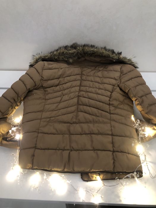 Дамско зимно яке Bershka