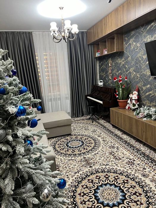 Продается 3 комнатная квартира в Янгиюле