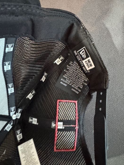 Sapca New Era din plasa Aprilia Maverick Negru
