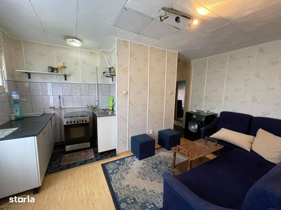 Ap. 3 camere , centrala pe gaz , etaj 3 - Sagului
