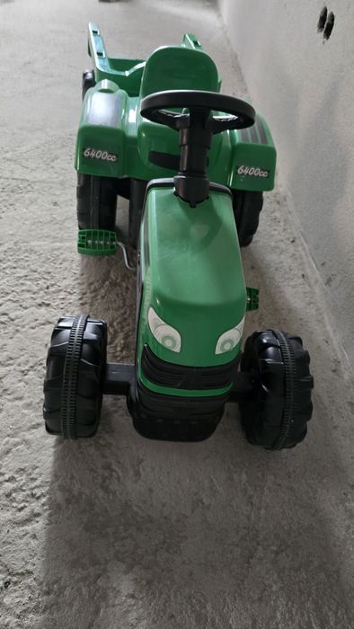 Tractor plimbare copii