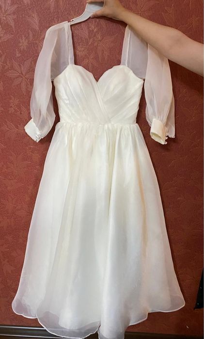 Платье нарядное белое на выход