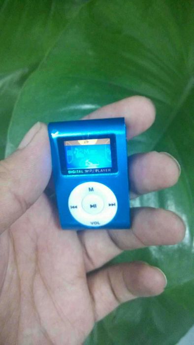 Мини Mp3 Player плеър Lcd Дисплей, алуминиев корпус, до 32GB Sd карта