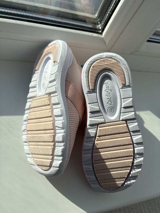 Продаются детские мокасины